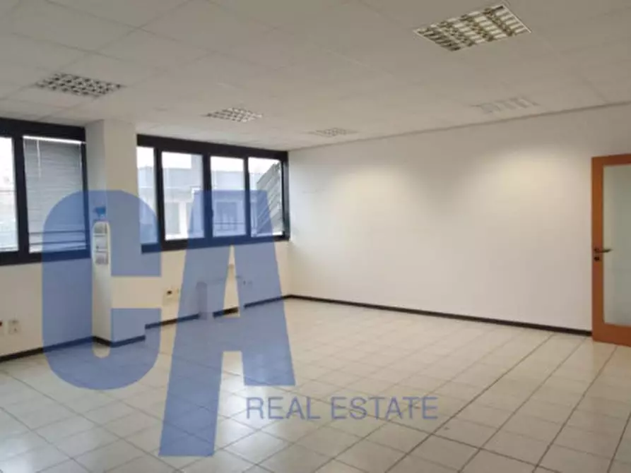 Immagine 6 di Ufficio in affitto  in VIA BURONA a Vimodrone