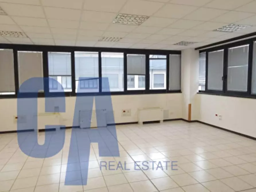 Immagine 9 di Ufficio in affitto  in VIA BURONA a Vimodrone