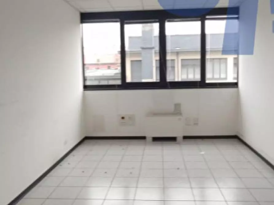 Immagine 15 di Ufficio in affitto  in VIA BURONA a Vimodrone