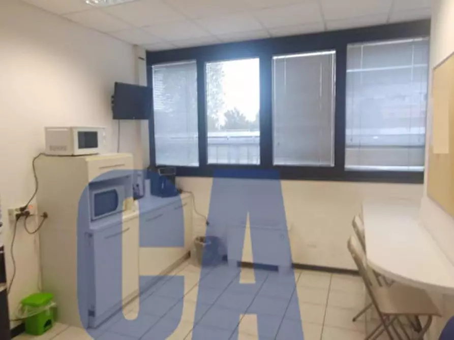 Immagine 7 di Ufficio in affitto  in VIA BURONA a Vimodrone