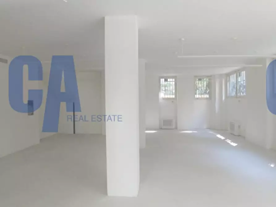 Immagine 6 di Attività commerciale in affitto  in VIA VESPUCCI AMERIGO a Milano