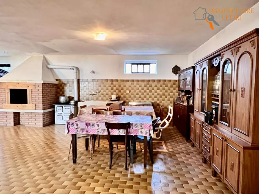 Immagine 37 di Terreno in vendita  in via Cappello a Sommacampagna