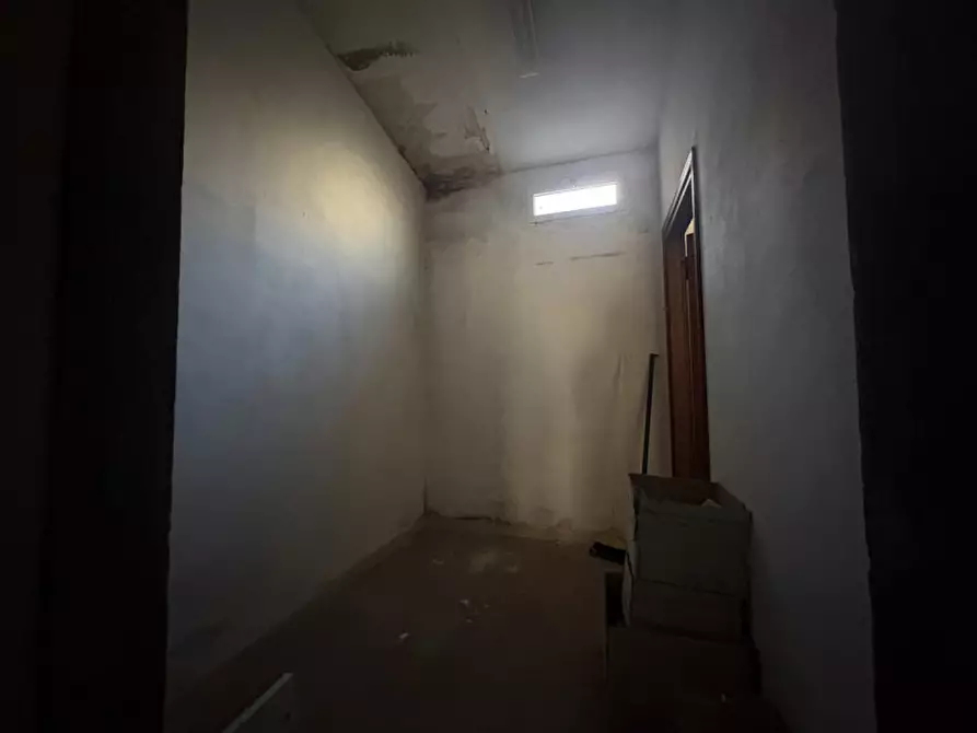 Immagine 3 di Attività commerciale in affitto  in Via della Rondinella a Livorno