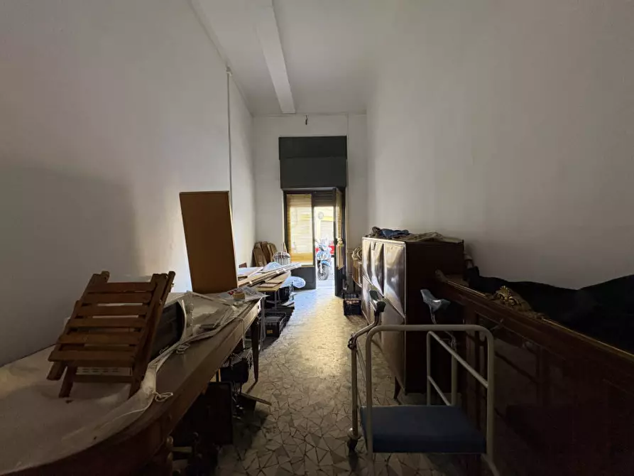 Immagine 4 di Attività commerciale in affitto  in Via della Rondinella a Livorno