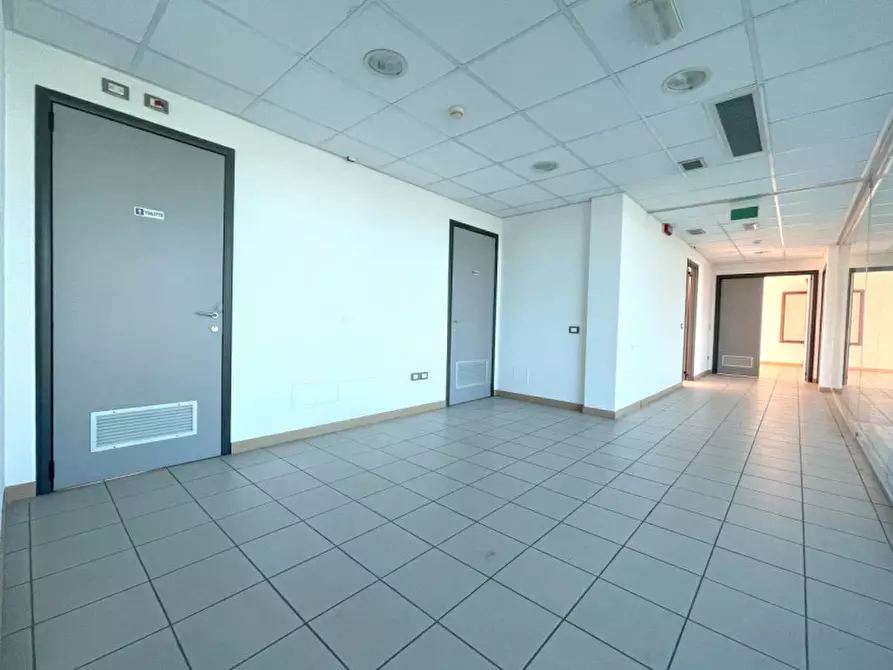 Immagine 20 di Ufficio in affitto  a Conselve