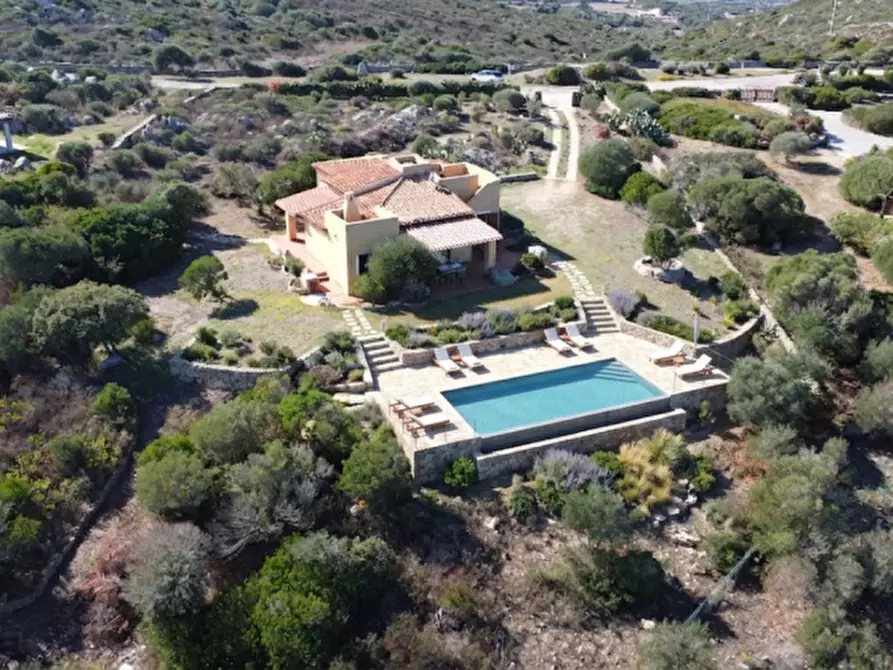 Immagine 2 di Villa in vendita  in Via Capizza di Vacca 27 a Santa Teresa Gallura