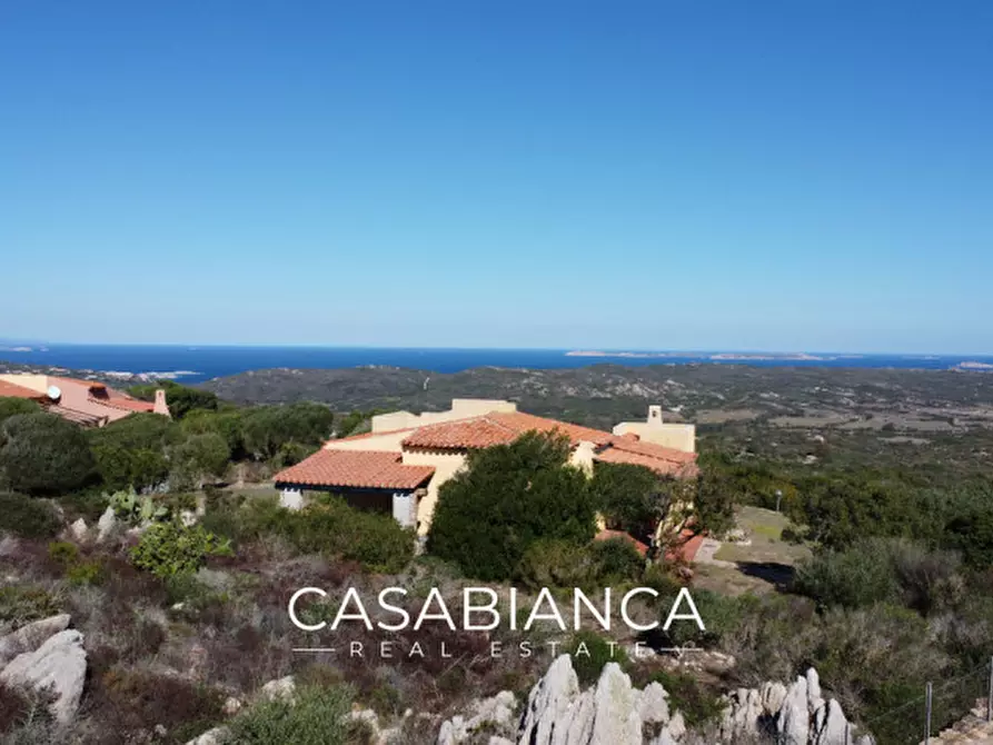 Immagine 5 di Villa in vendita  in Via Capizza di Vacca 27 a Santa Teresa Gallura