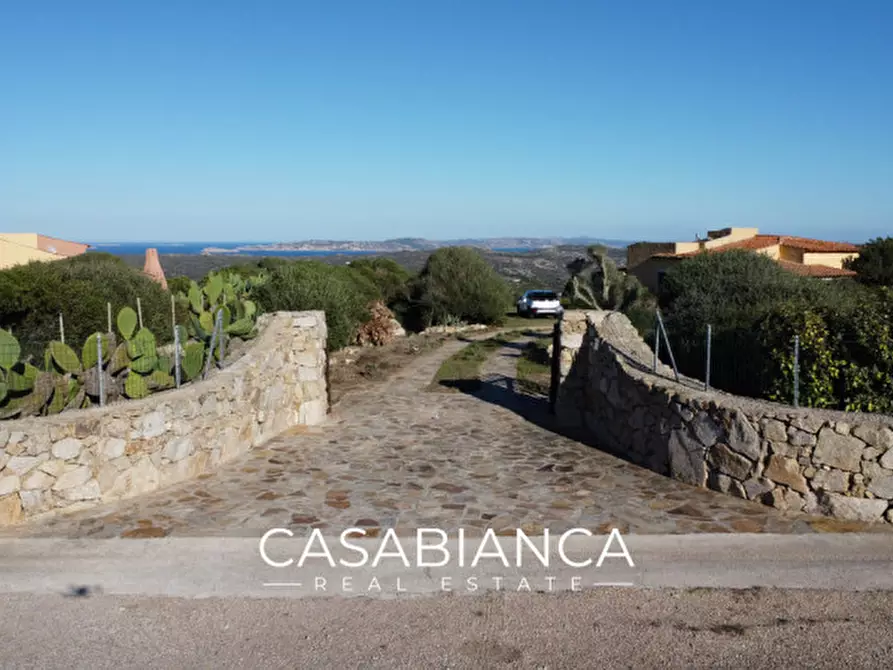 Immagine 9 di Villa in vendita  in Via Capizza di Vacca 27 a Santa Teresa Gallura