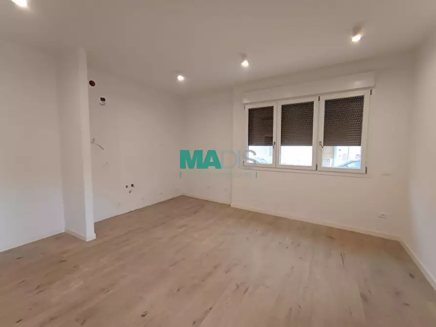 Immagine 1 di Appartamento in vendita  in Via Fiorentina a Prato