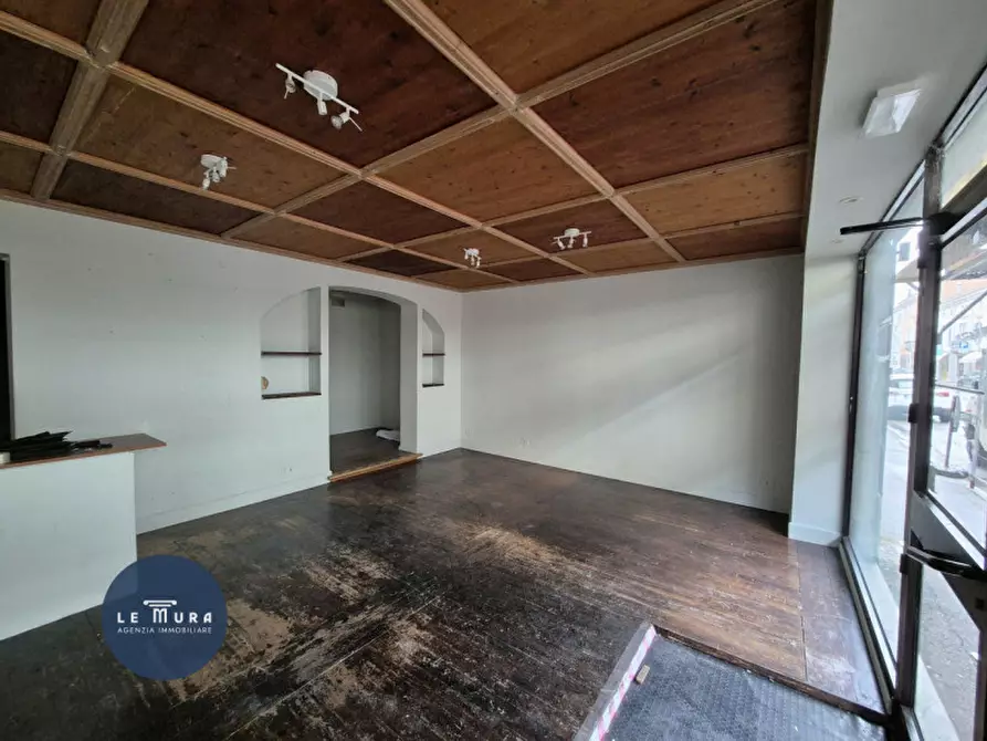 Immagine 2 di Negozio in vendita  in via Dante Alighieri 12 a Gradisca D'isonzo