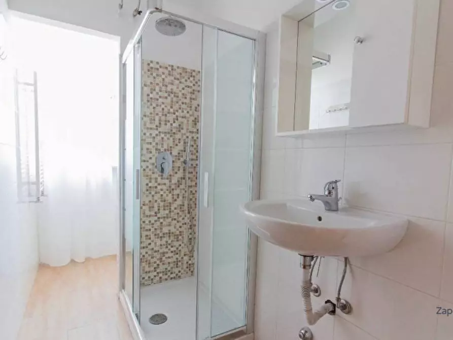 Immagine 2 di Camera in affitto  in Via Giuseppe Candiani a Milano