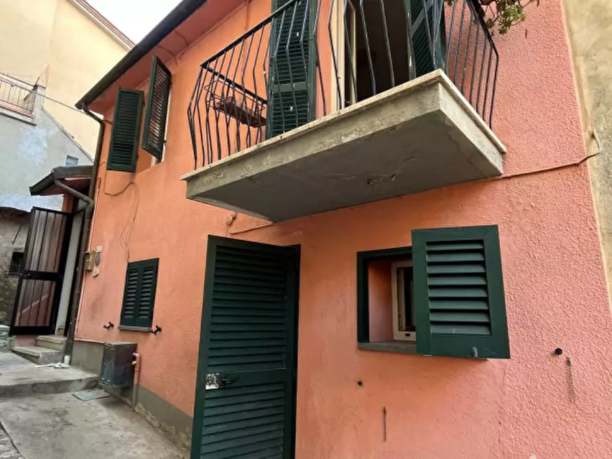 Immagine 2 di Villetta a schiera in vendita  in via campo boario a Castiglione Del Lago