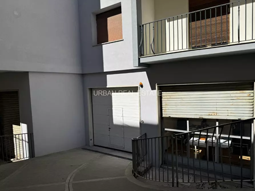 Immagine 30 di Ufficio in vendita  in Via Castaldi 5 a Trieste