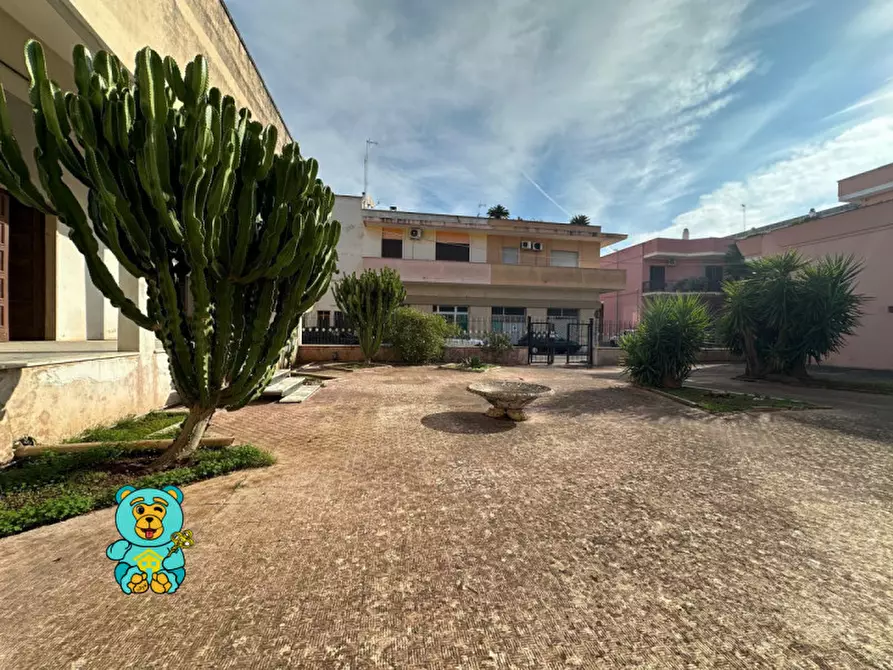 Immagine 40 di Casa indipendente in vendita  in via Nazario Sauro 2 a Copertino