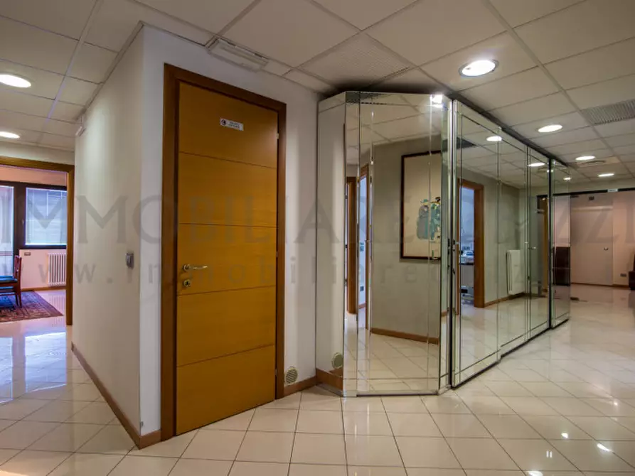 Immagine 2 di Ufficio in affitto  in via roma a Albignasego