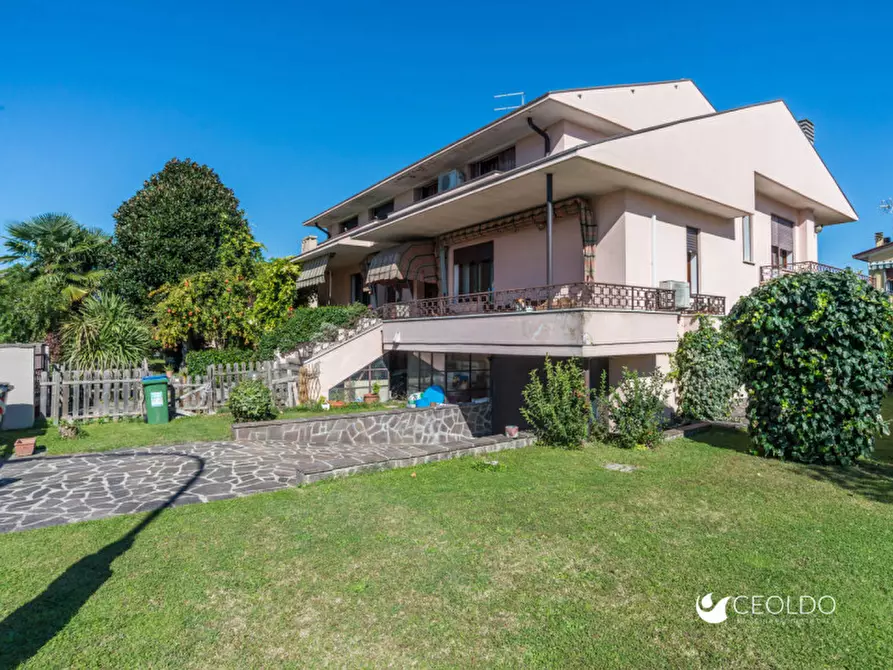 Immagine 1 di Casa bifamiliare in vendita  in via diaz a Vigonza