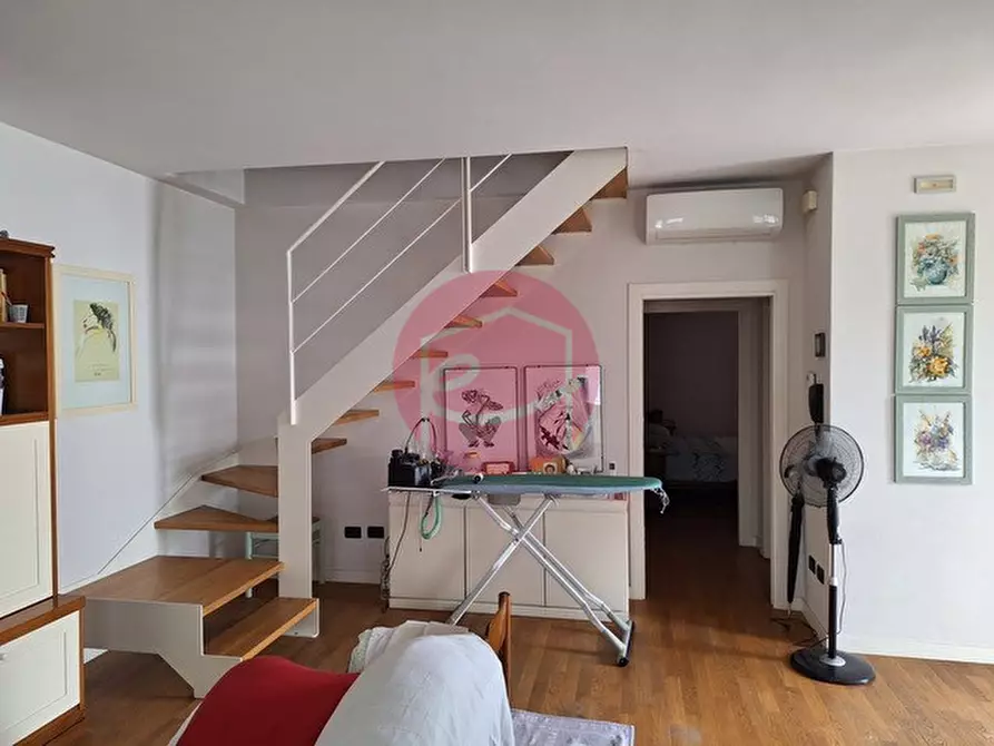 Immagine 1 di Appartamento in vendita  a Santarcangelo Di Romagna