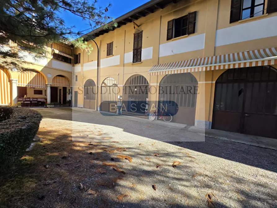 Immagine 2 di Palazzo in vendita  in Via San Giuseppe 11 a Castelseprio