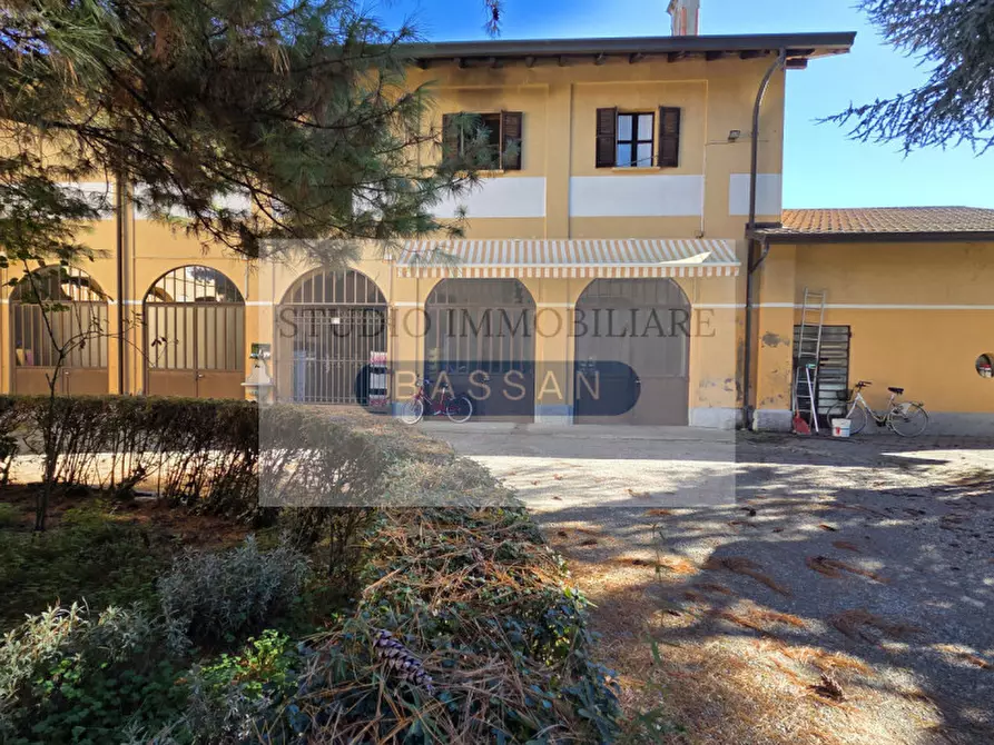 Immagine 3 di Palazzo in vendita  in Via San Giuseppe 11 a Castelseprio