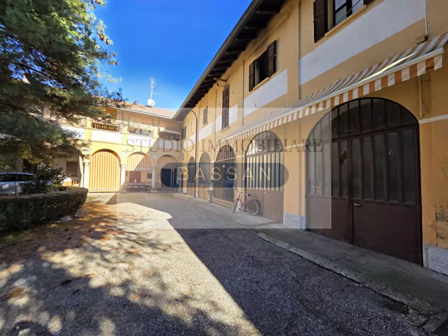 Immagine 4 di Palazzo in vendita  in Via San Giuseppe 11 a Castelseprio