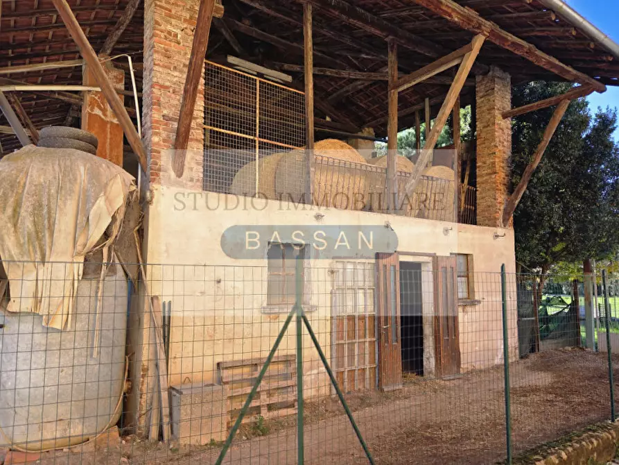 Immagine 8 di Palazzo in vendita  in Via San Giuseppe 11 a Castelseprio