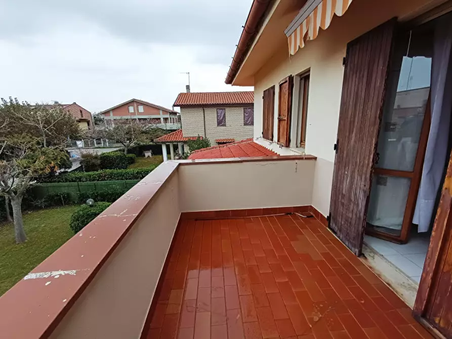 Immagine 19 di Villa in vendita  in Lungomare di Rocca Priora a Falconara Marittima