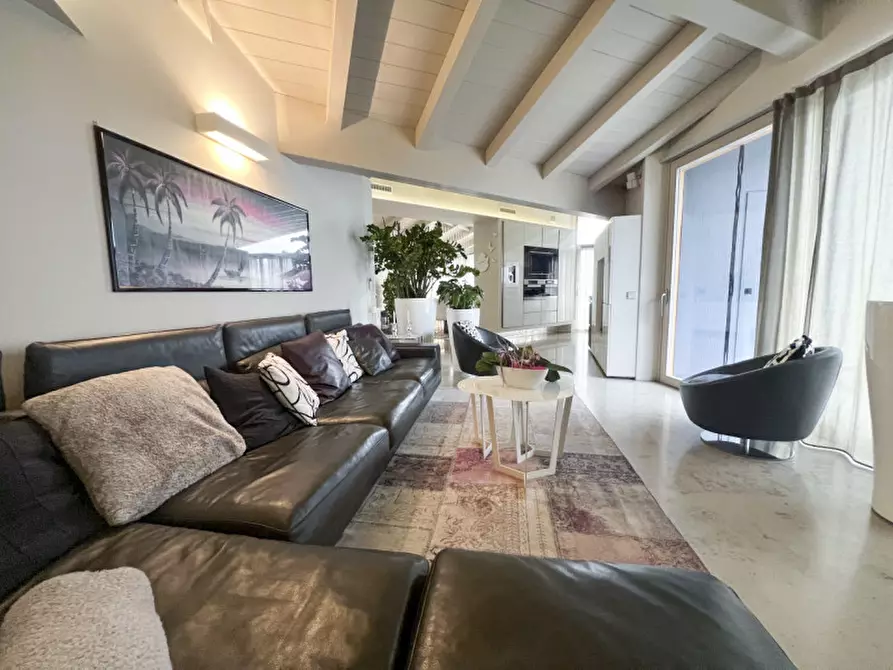 Immagine 5 di Attico in vendita  in Via Gocciadoro a Trento