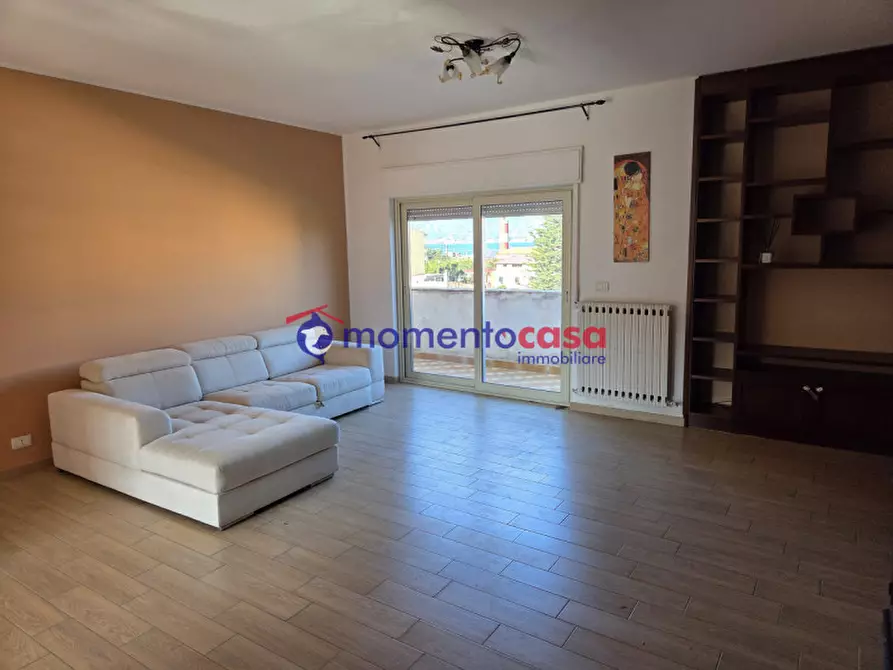 Immagine 1 di Appartamento in vendita  in Via Felice Lazzaro 5 a Villa San Giovanni