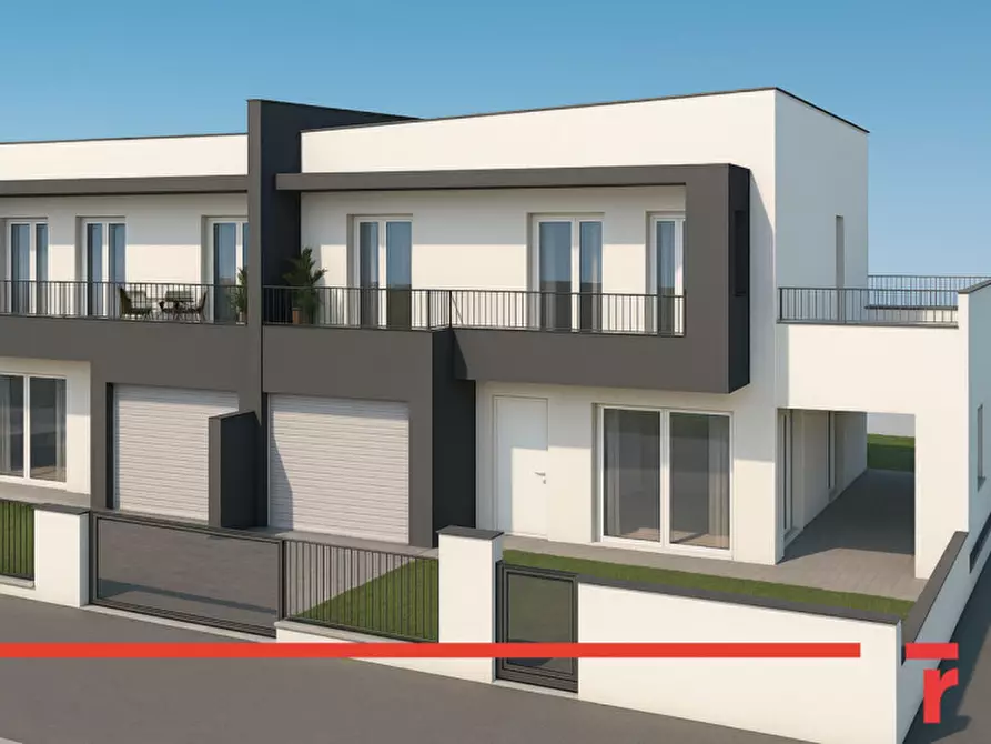 Immagine 1 di Casa bifamiliare in vendita  in Via Monte Grappa a Limena