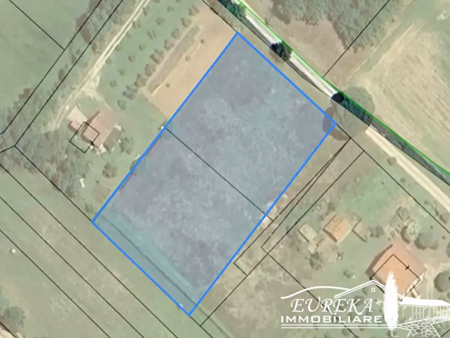 Immagine 11 di Terreno in vendita  in Vitellino a Castiglione Del Lago