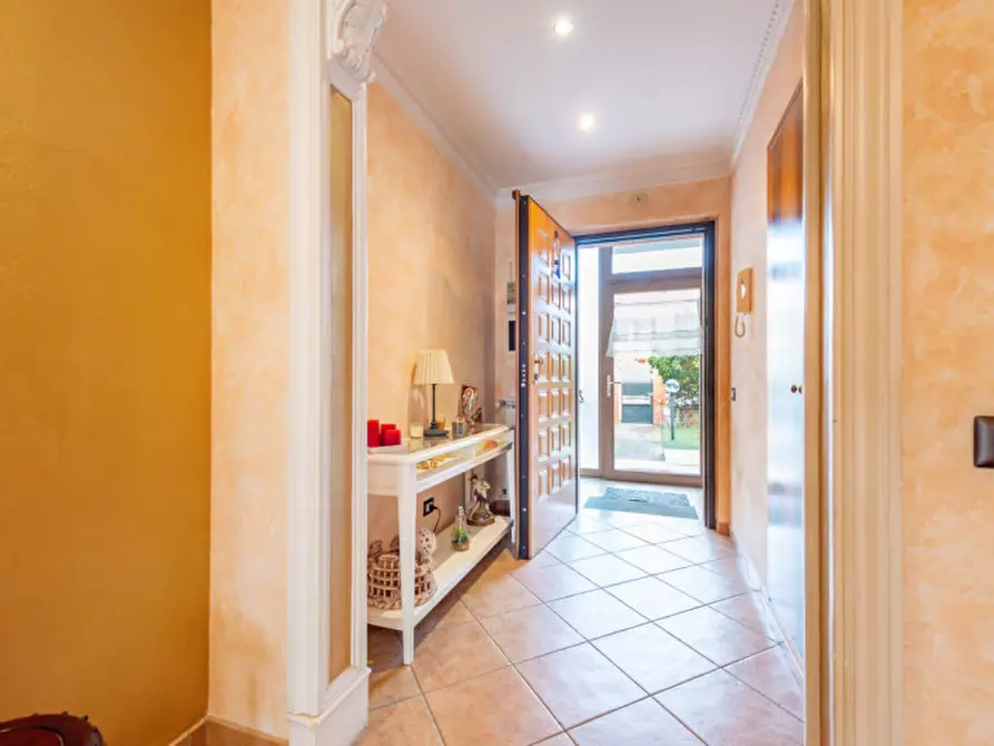 Immagine 5 di Villetta a schiera in vendita  in Via Padre Fortunato Scipioni 5 a Roma