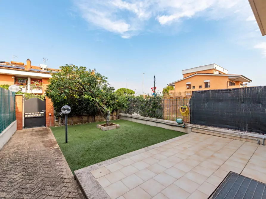 Immagine 50 di Villetta a schiera in vendita  in Via Padre Fortunato Scipioni 5 a Roma