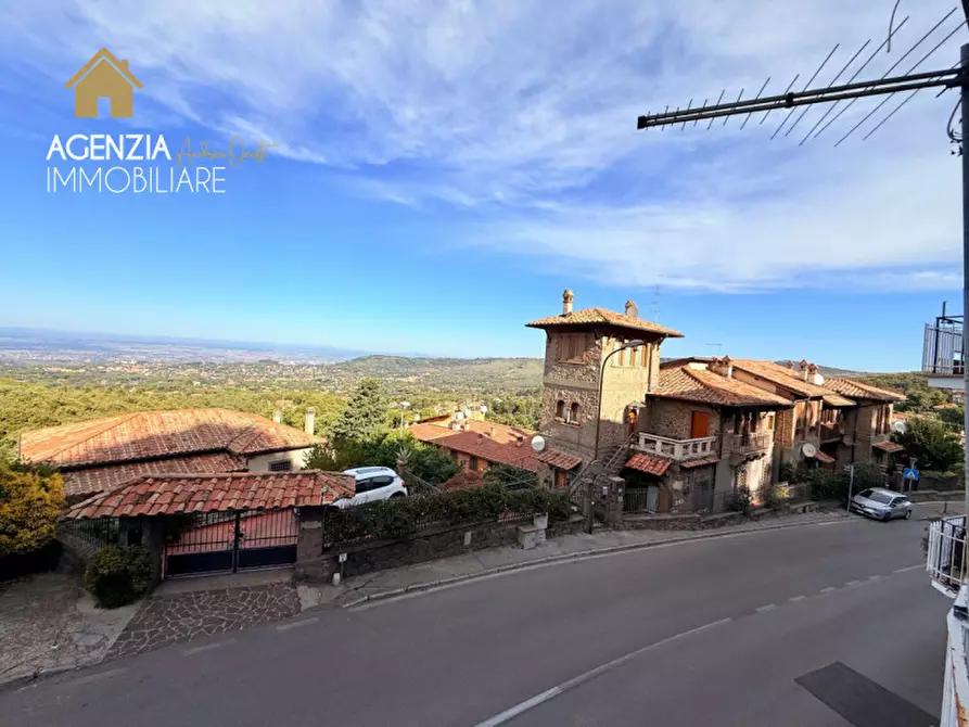 Immagine 6 di Appartamento in vendita  in VIA DI FRASCATI 42 a Rocca Di Papa