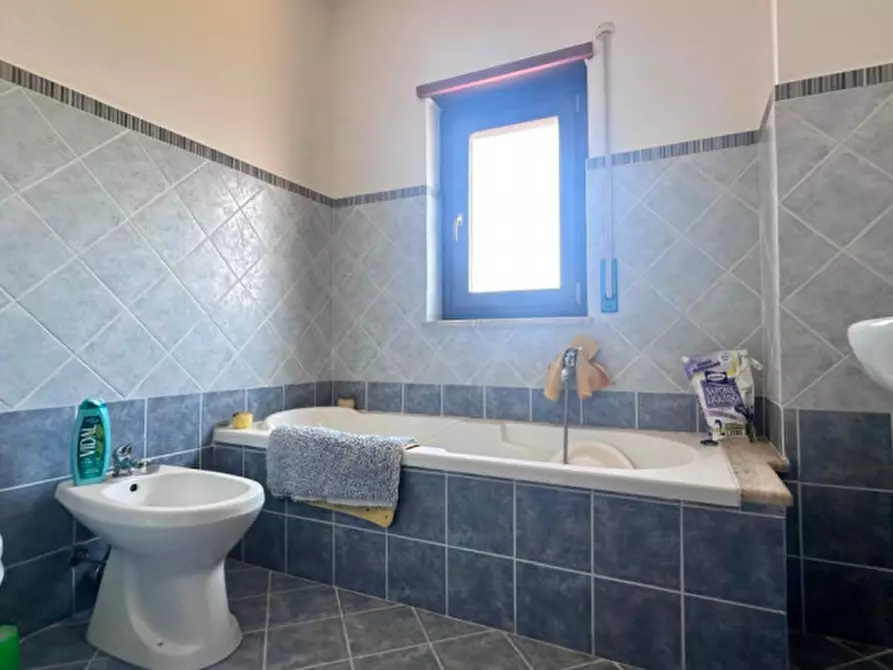 Immagine 10 di Appartamento in vendita  a Carini