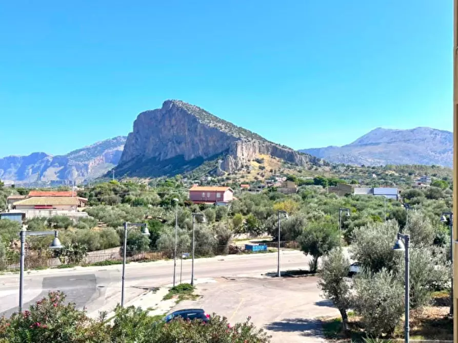 Immagine 14 di Appartamento in vendita  a Carini