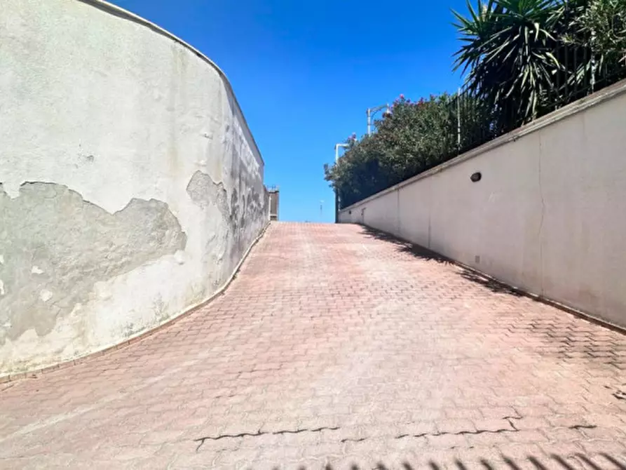 Immagine 19 di Appartamento in vendita  a Carini