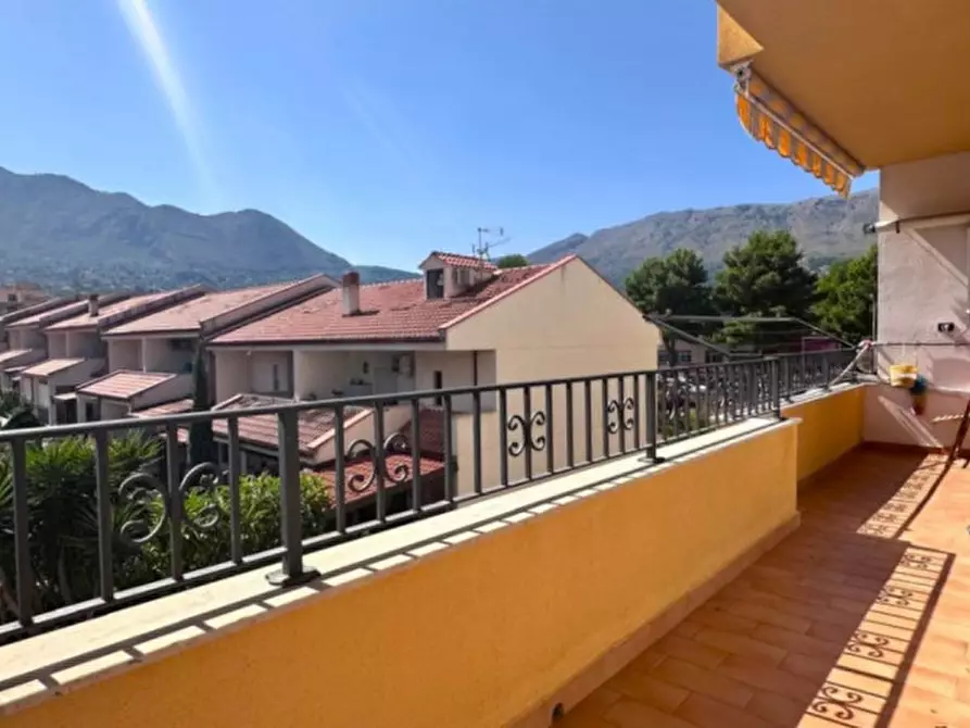 Immagine 20 di Appartamento in vendita  a Carini