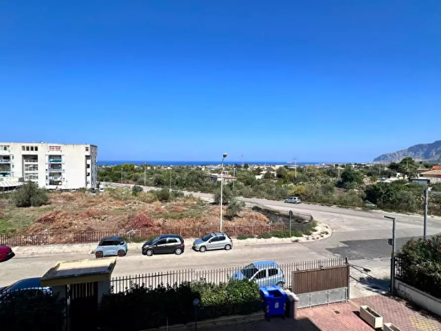 Immagine 22 di Appartamento in vendita  a Carini