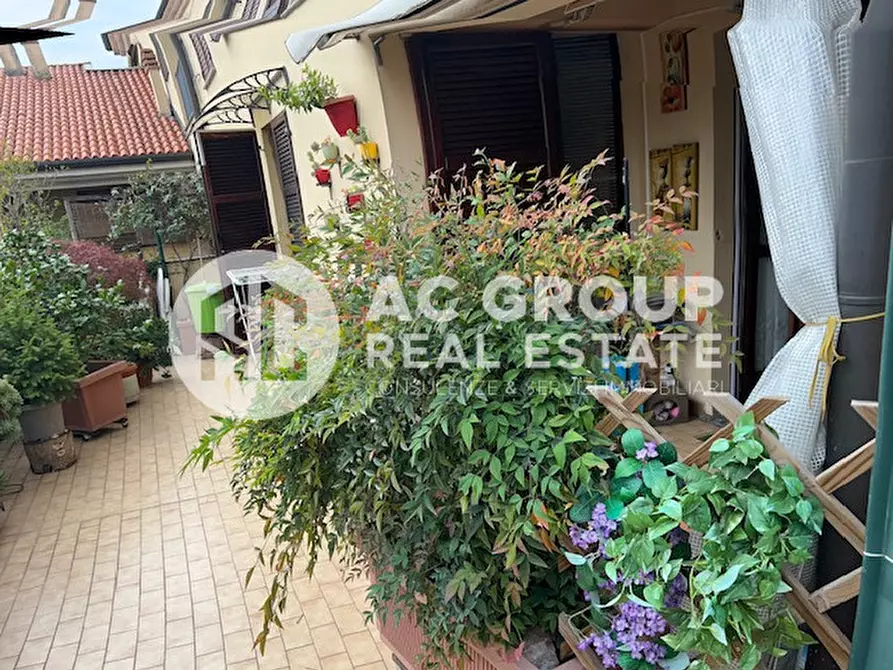 Immagine 1 di Appartamento in vendita  in Via Sandro Pertini a Solaro