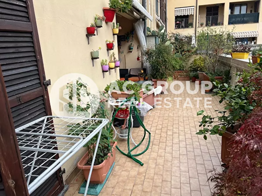 Immagine 3 di Appartamento in vendita  in Via Sandro Pertini a Solaro