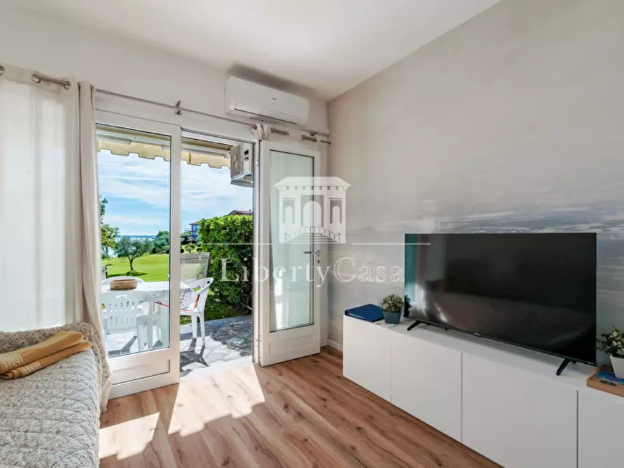 Immagine 14 di Appartamento in vendita  in Via Sasselle a Manerba Del Garda