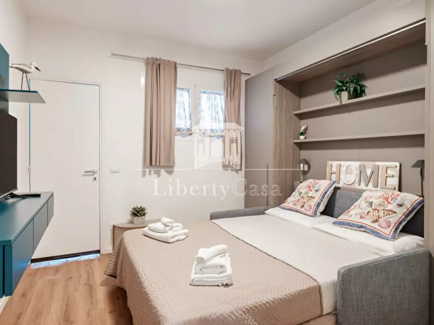 Immagine 15 di Appartamento in vendita  in Via Sasselle a Manerba Del Garda