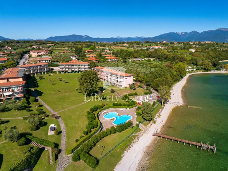 Immagine 16 di Appartamento in vendita  in Via Sasselle a Manerba Del Garda