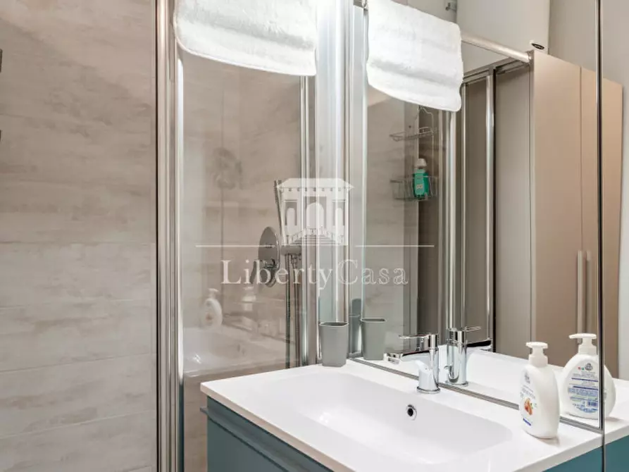 Immagine 19 di Appartamento in vendita  in Via Sasselle a Manerba Del Garda