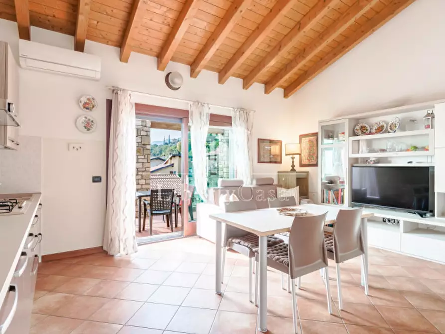 Immagine 6 di Appartamento in vendita  in Via Pulciano Gaino a Toscolano-Maderno