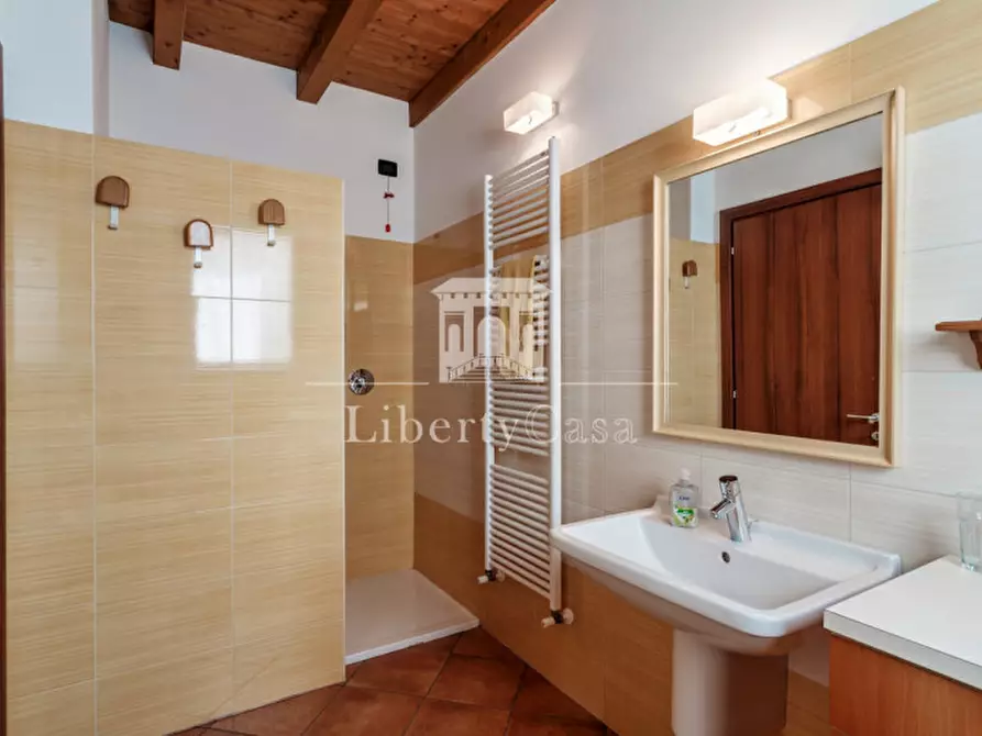 Immagine 17 di Appartamento in vendita  in Via Pulciano Gaino a Toscolano-Maderno