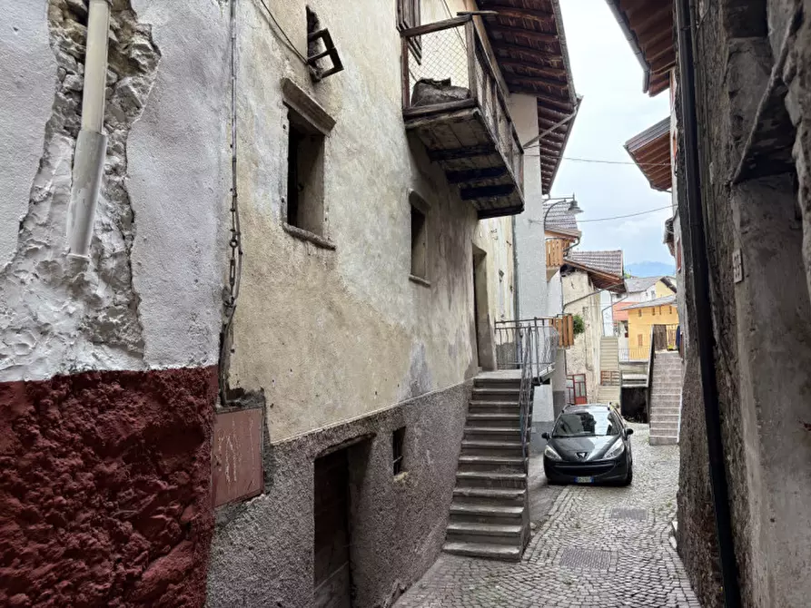 Immagine 3 di Casa trifamiliare in vendita  in Via Frona dei Rodari a Cembra Lisignago