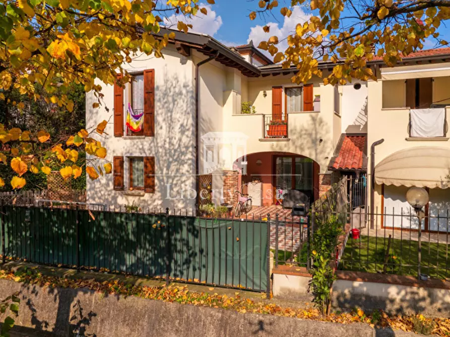 casa indipendente in vendita a Roè Volciano