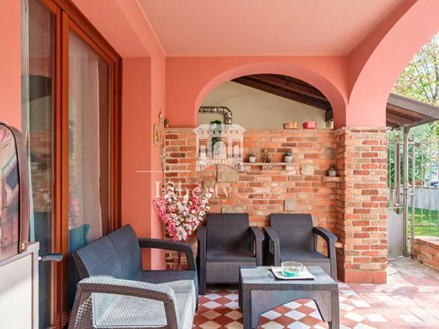 Immagine 9 di Casa trifamiliare in vendita  in Via Rossini a Roè Volciano