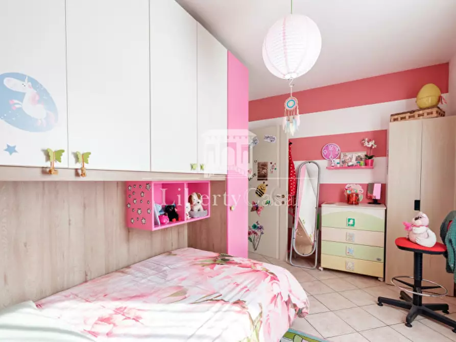 Immagine 18 di Casa trifamiliare in vendita  in Via Rossini a Roè Volciano